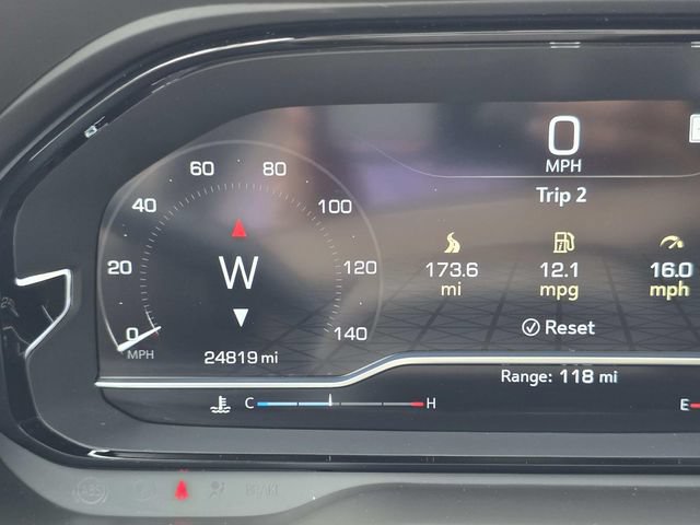 Used 2023 GMC Yukon Denali RWD image 20