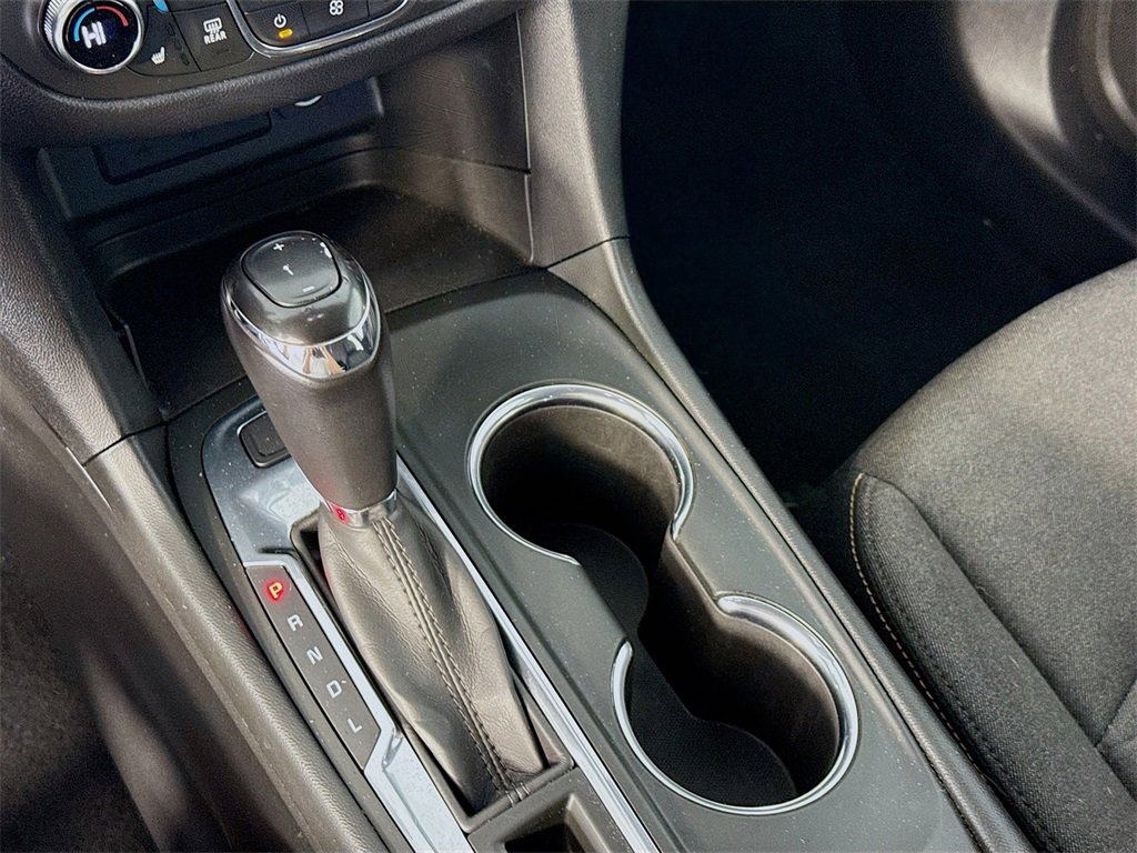 Used 2019 Chevrolet Equinox LT image 16