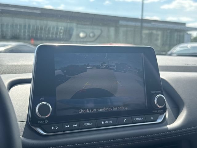 New 2026 Nissan Rogue SV w/ Cold Weather Package AWD/4WD image 17