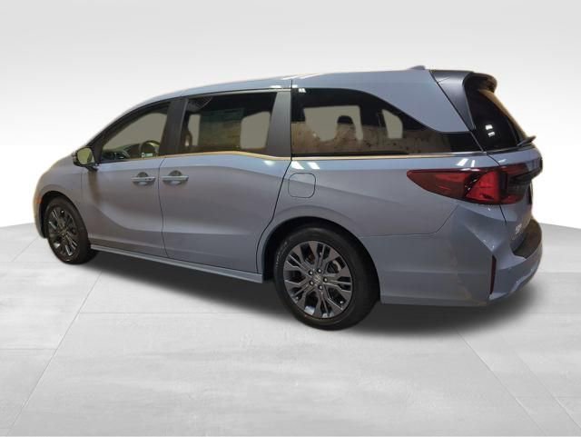 New 2026 Honda Odyssey Touring image 4