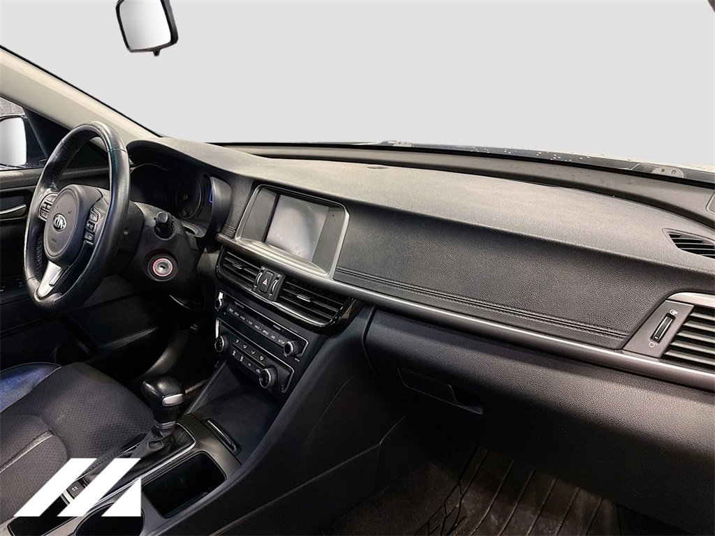 Used 2018 Kia Optima S w/ Panoramic Sunroof Package image 28