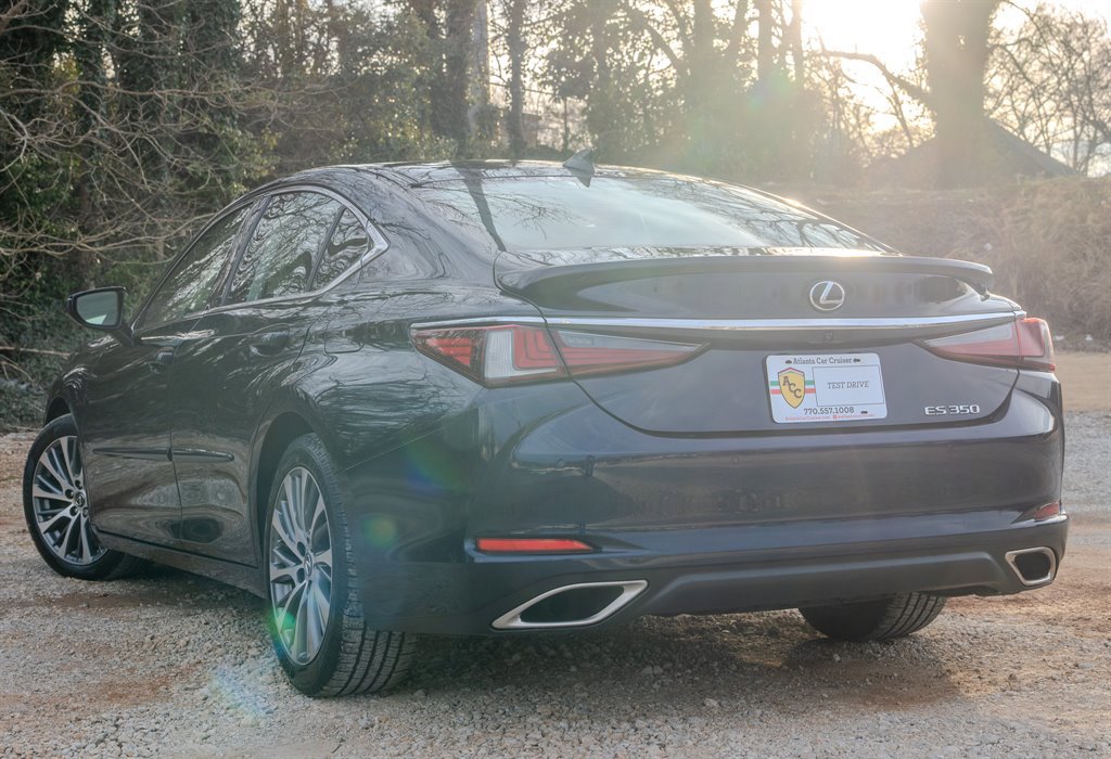 Used 2021 Lexus ES 350 Premium image 3