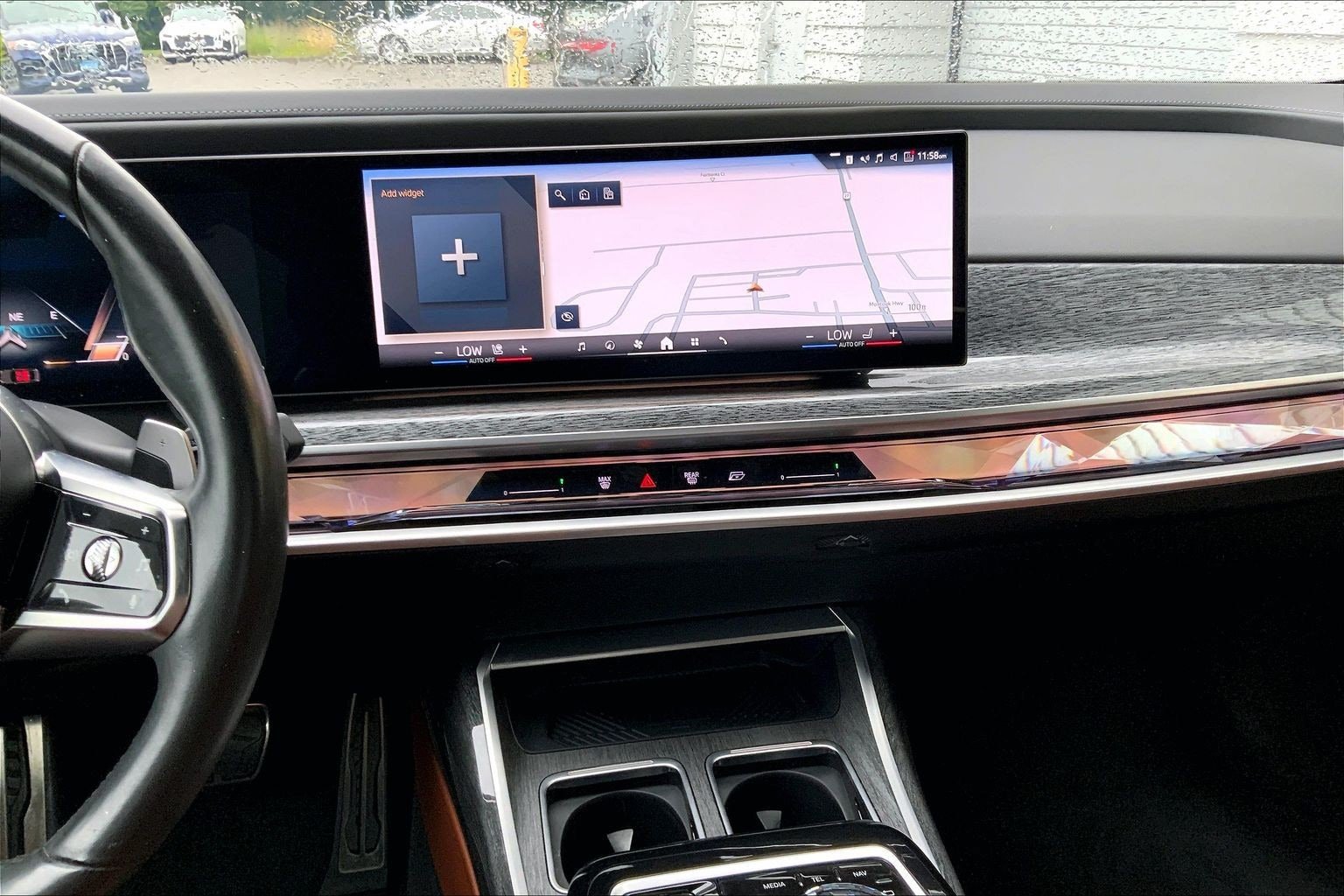 Used 2023 BMW 760i xDrive w/ Luxury Rear Seating Package AWD/4WD image 17