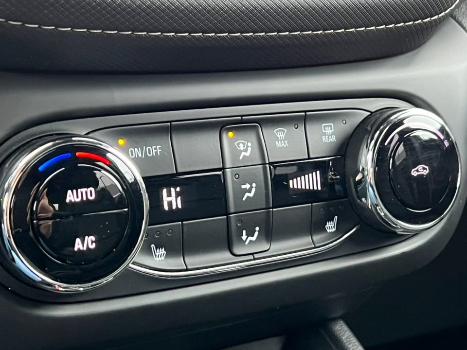 Used 2023 Chevrolet TrailBlazer ACTIV w/ Sun and Liftgate Package image 25