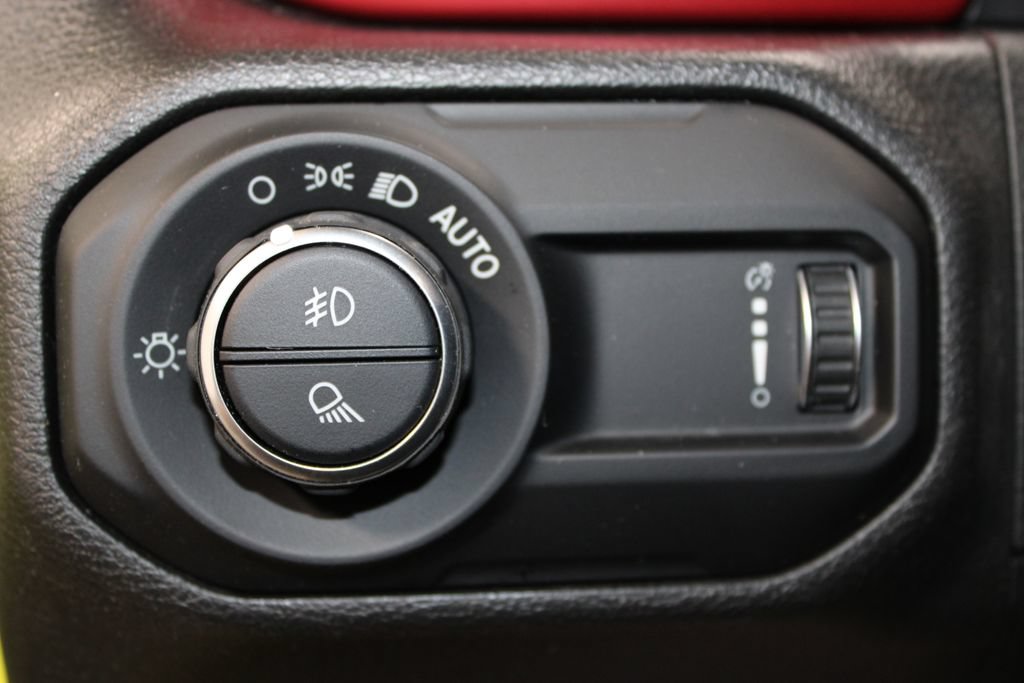 Used 2023 Jeep Gladiator Rubicon AWD/4WD image 30