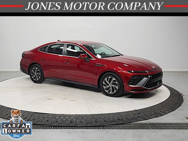 Used 2026 Hyundai Sonata Blue FWD image 1