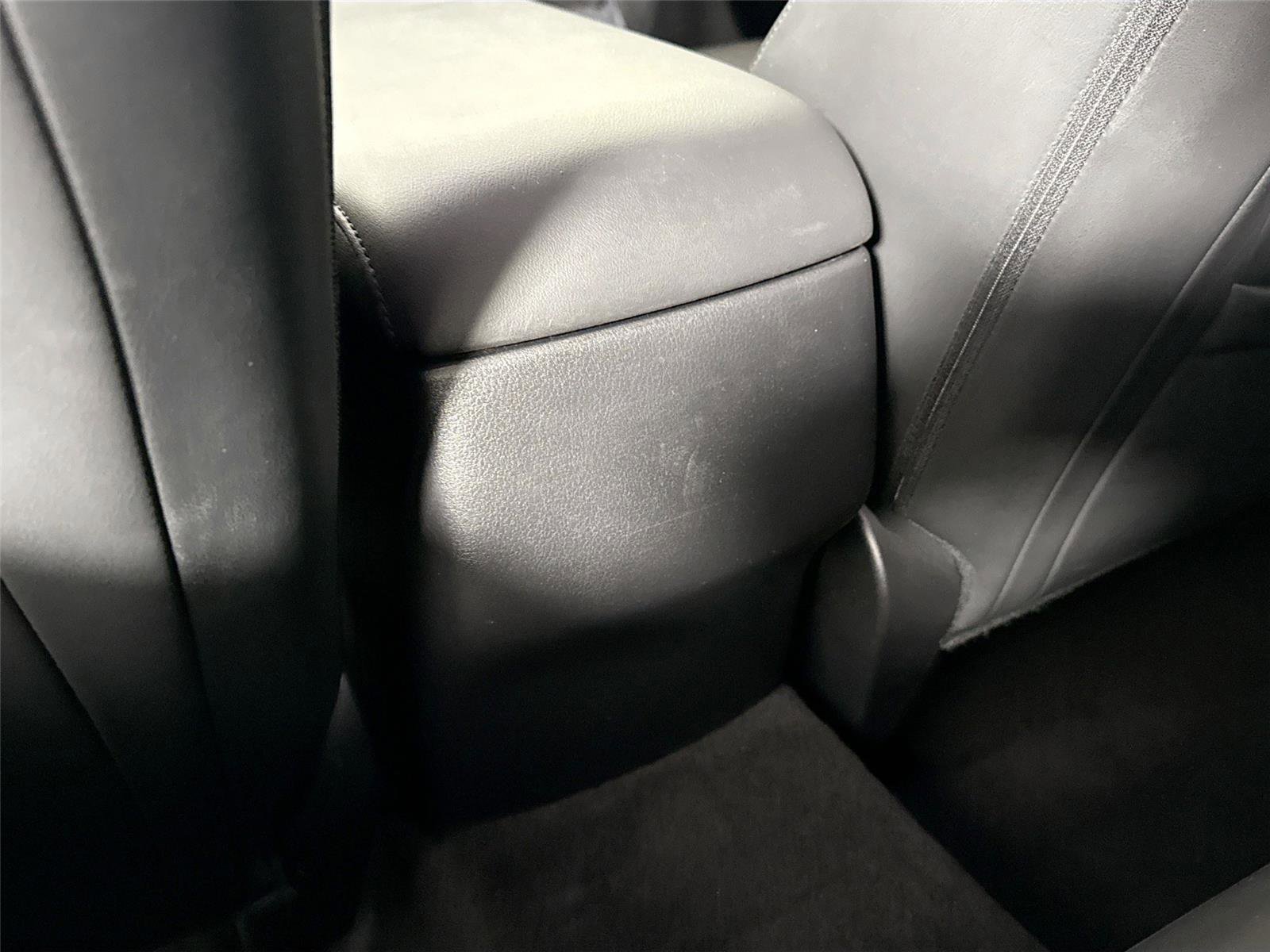 Used 2019 MAZDA MAZDA3 Hatchback image 34