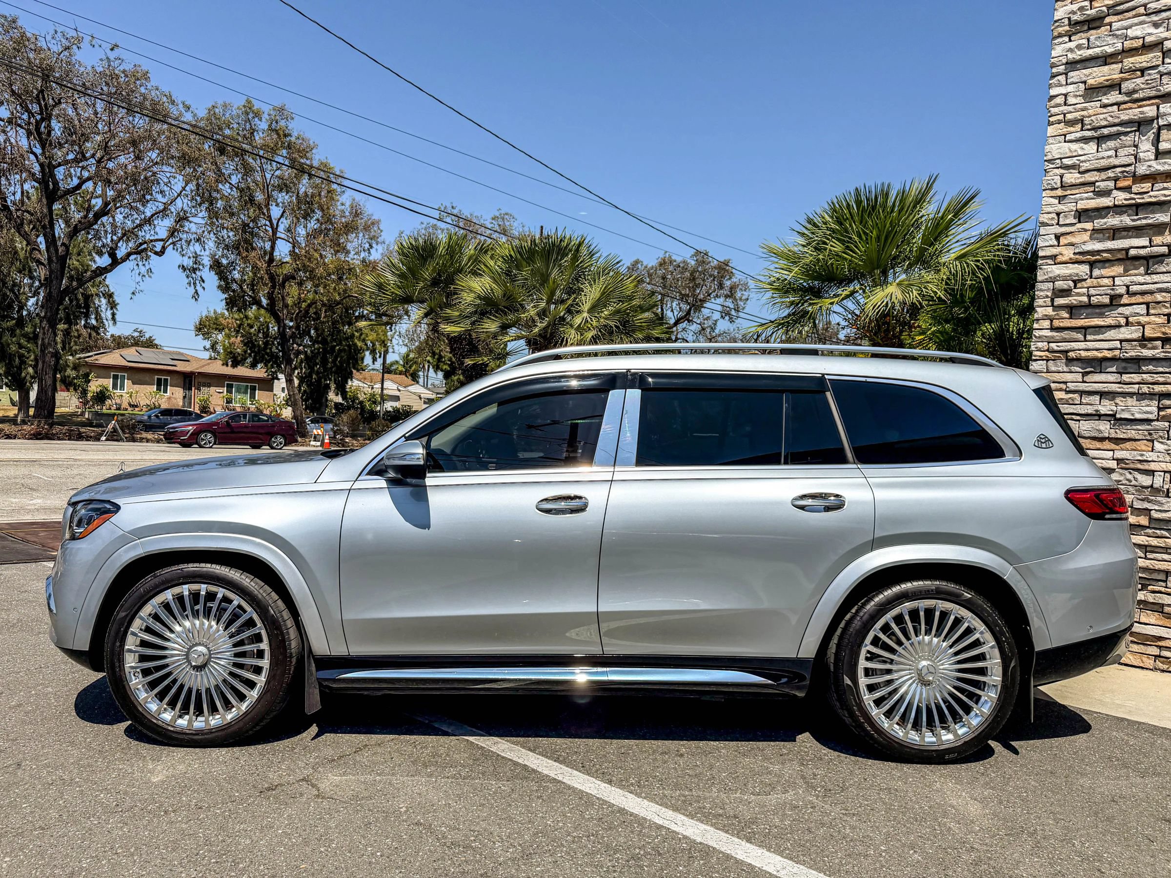 Used 2022 Mercedes-Benz Maybach GLS 600 4MATIC image 13