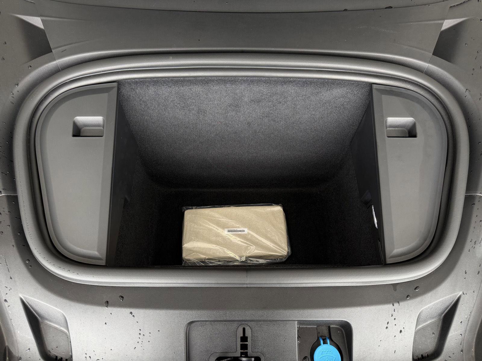 Used 2021 Porsche Taycan 4S image 27