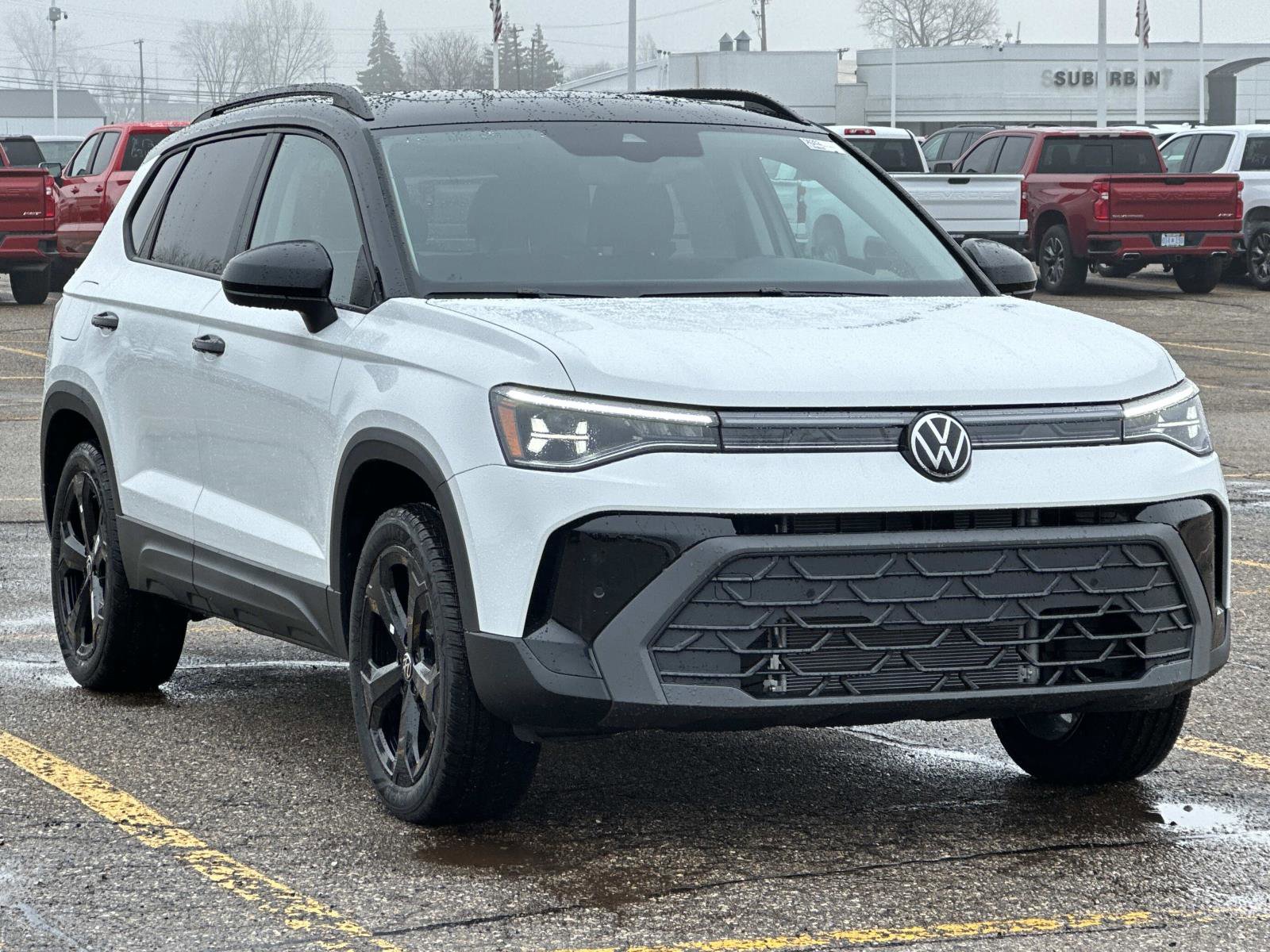 New 2026 Volkswagen Taos SE image 7