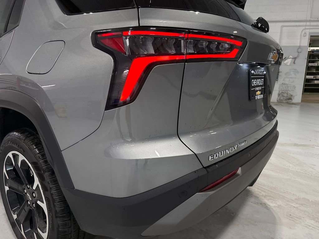 New 2026 Chevrolet Equinox LT w/ Convenience Package II AWD/4WD image 55