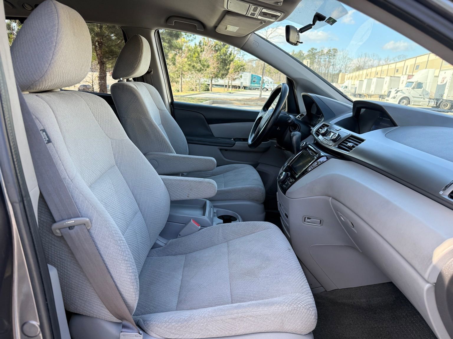 Used 2016 Honda Odyssey SE image 34