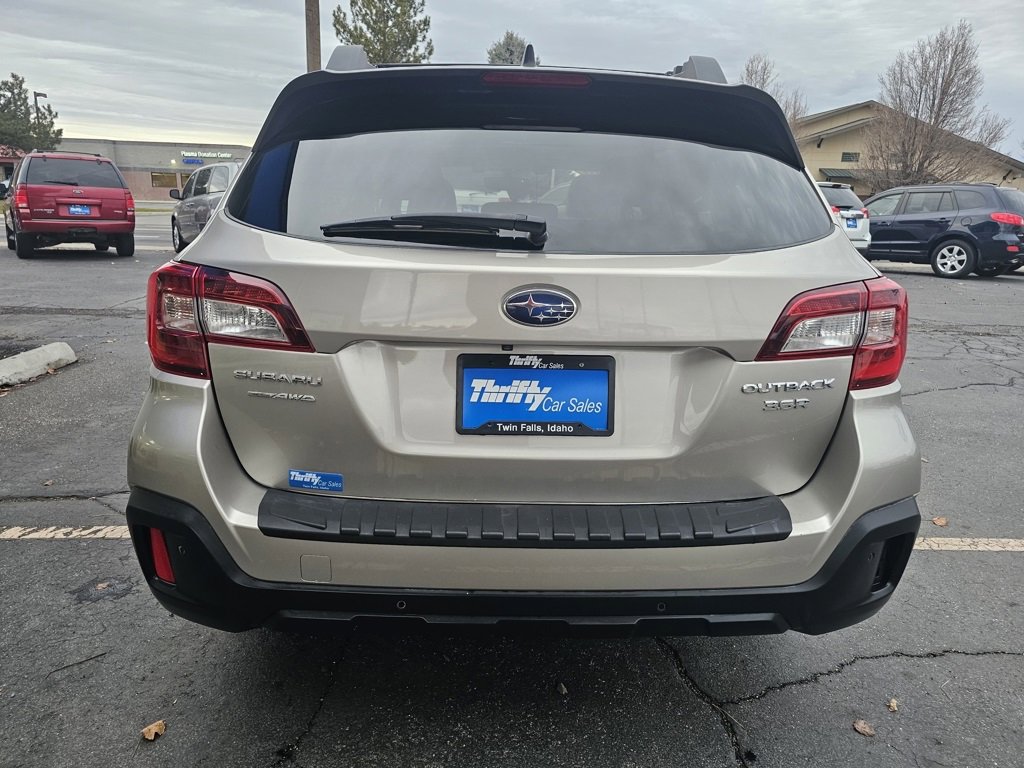 Used 2018 Subaru Outback 3.6R Limited image 4