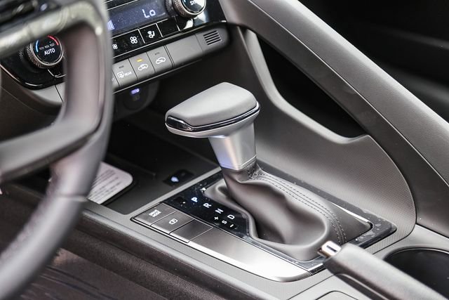 New 2026 Hyundai Elantra Sport FWD image 22