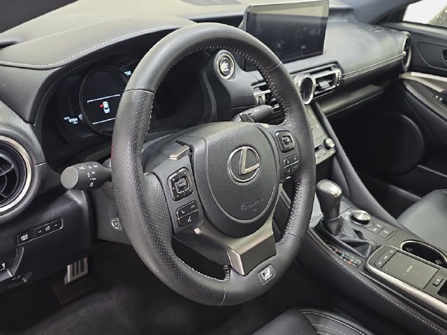 Used 2023 Lexus RC 350 F Sport w/ Navigation Package AWD/4WD image 12