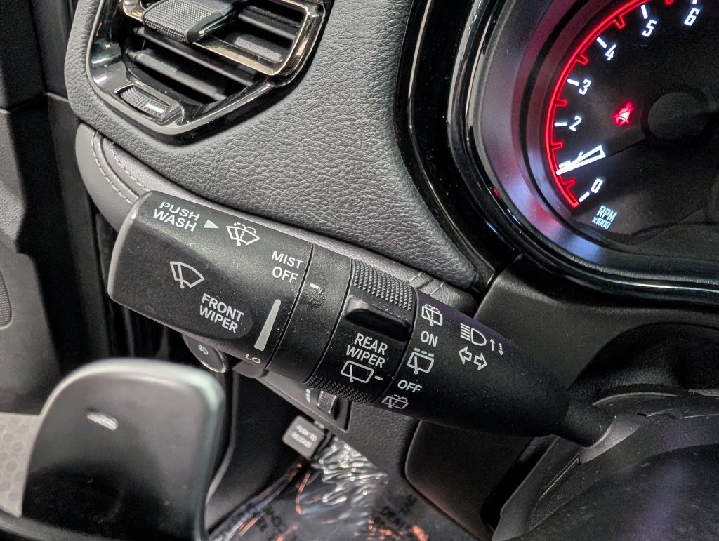 Used 2022 Dodge Durango GT AWD/4WD image 23