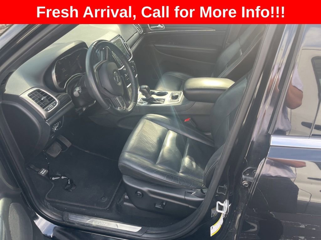 Used 2019 Jeep Grand Cherokee Limited AWD/4WD image 4