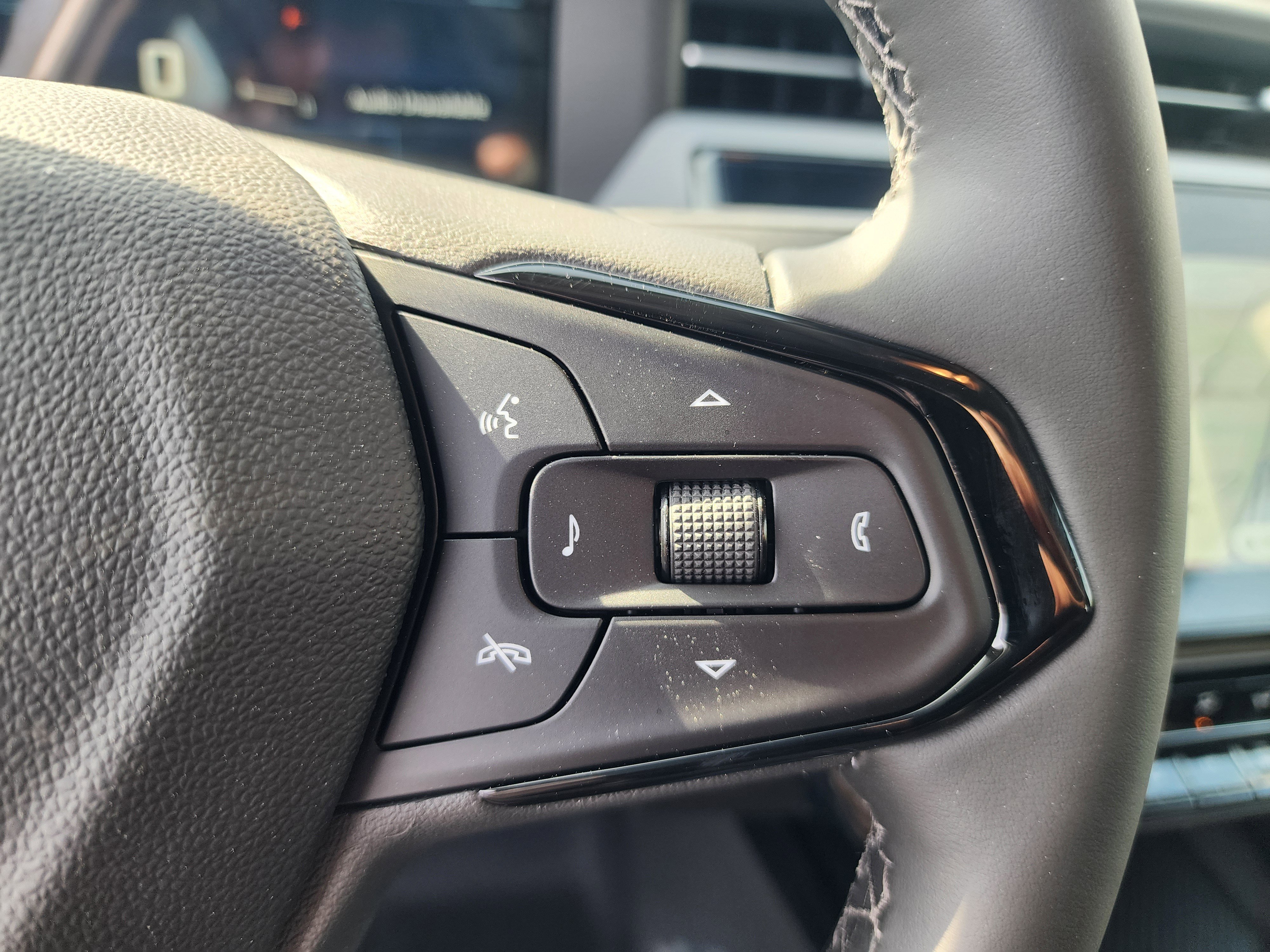 New 2027 Chevrolet Bolt RS FWD image 29