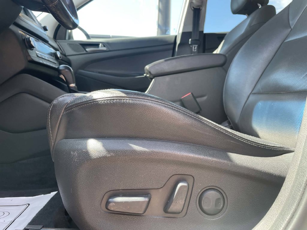Used 2017 Hyundai Tucson SE Plus FWD image 14