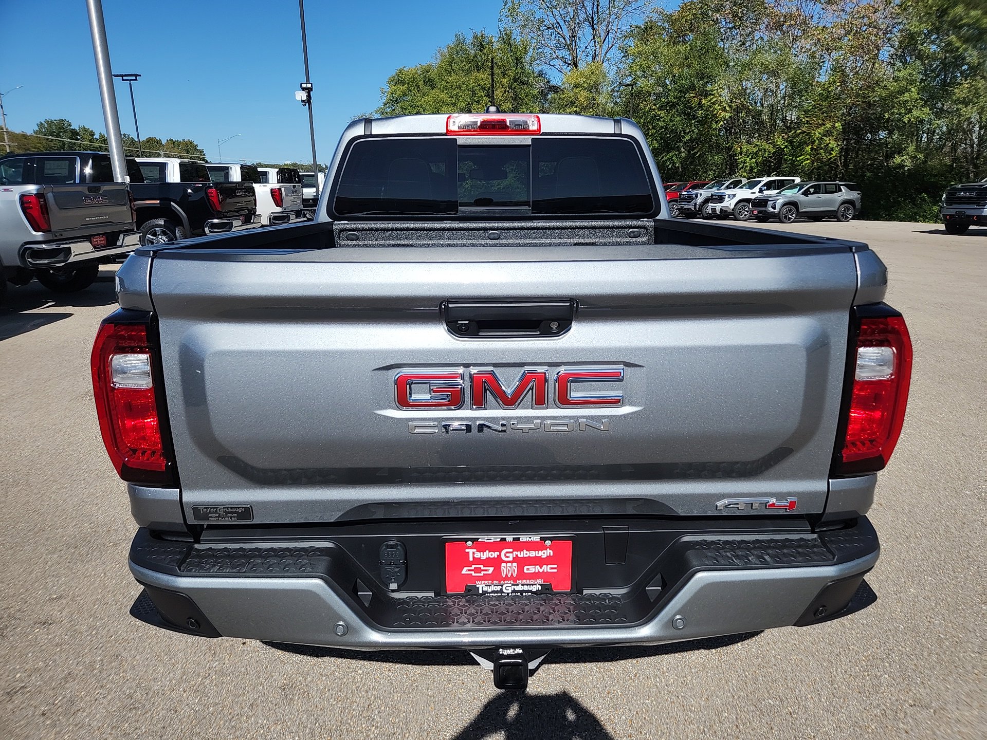 New 2026 GMC Canyon AT4 image 7