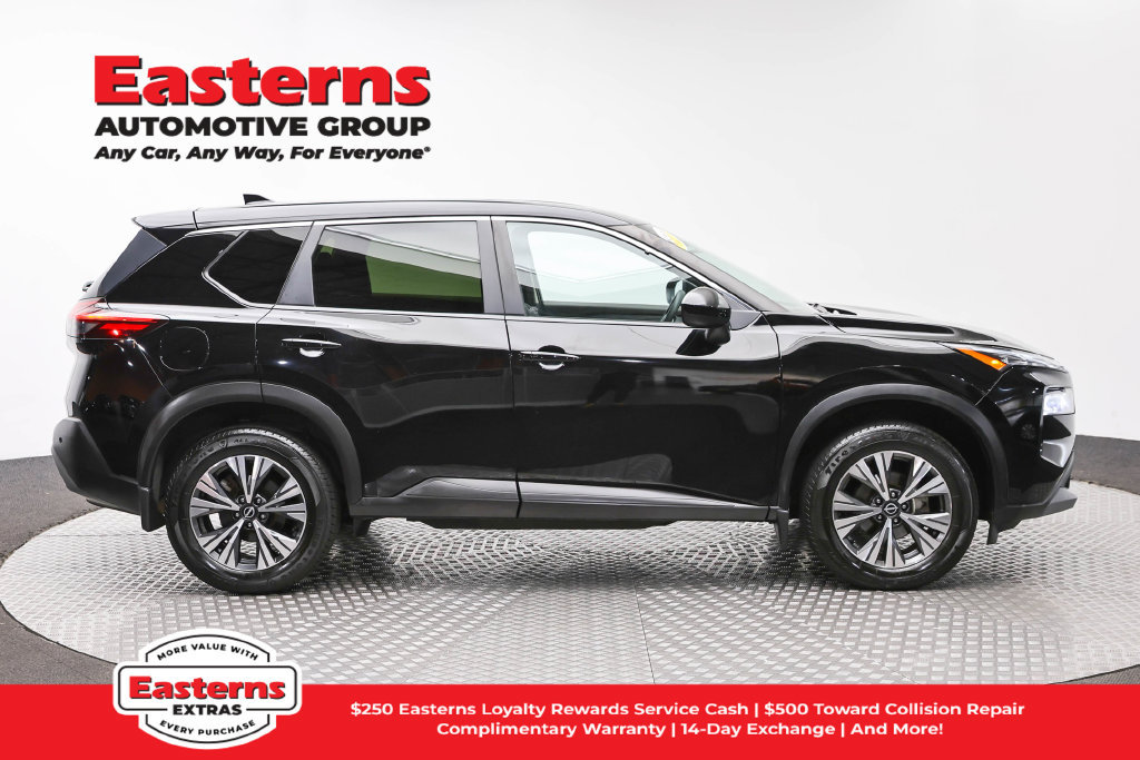 Used 2023 Nissan Rogue SV AWD/4WD image 5