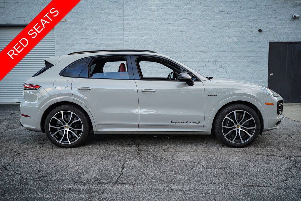 Used 2021 Porsche Cayenne Turbo S AWD/4WD image 17