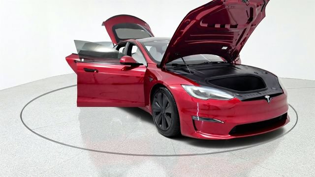 Used 2024 Tesla Model S Plaid AWD/4WD image 11