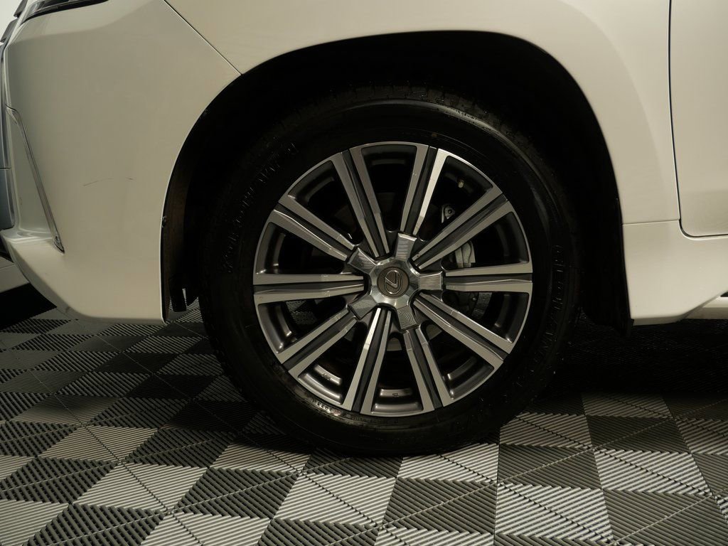 Used 2016 Lexus LX 570 4WD image 9