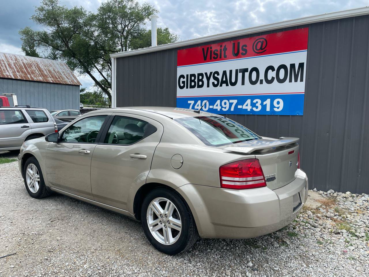 Used 2009 Dodge Avenger R/T w/ Premium Convenience Group FWD image 2