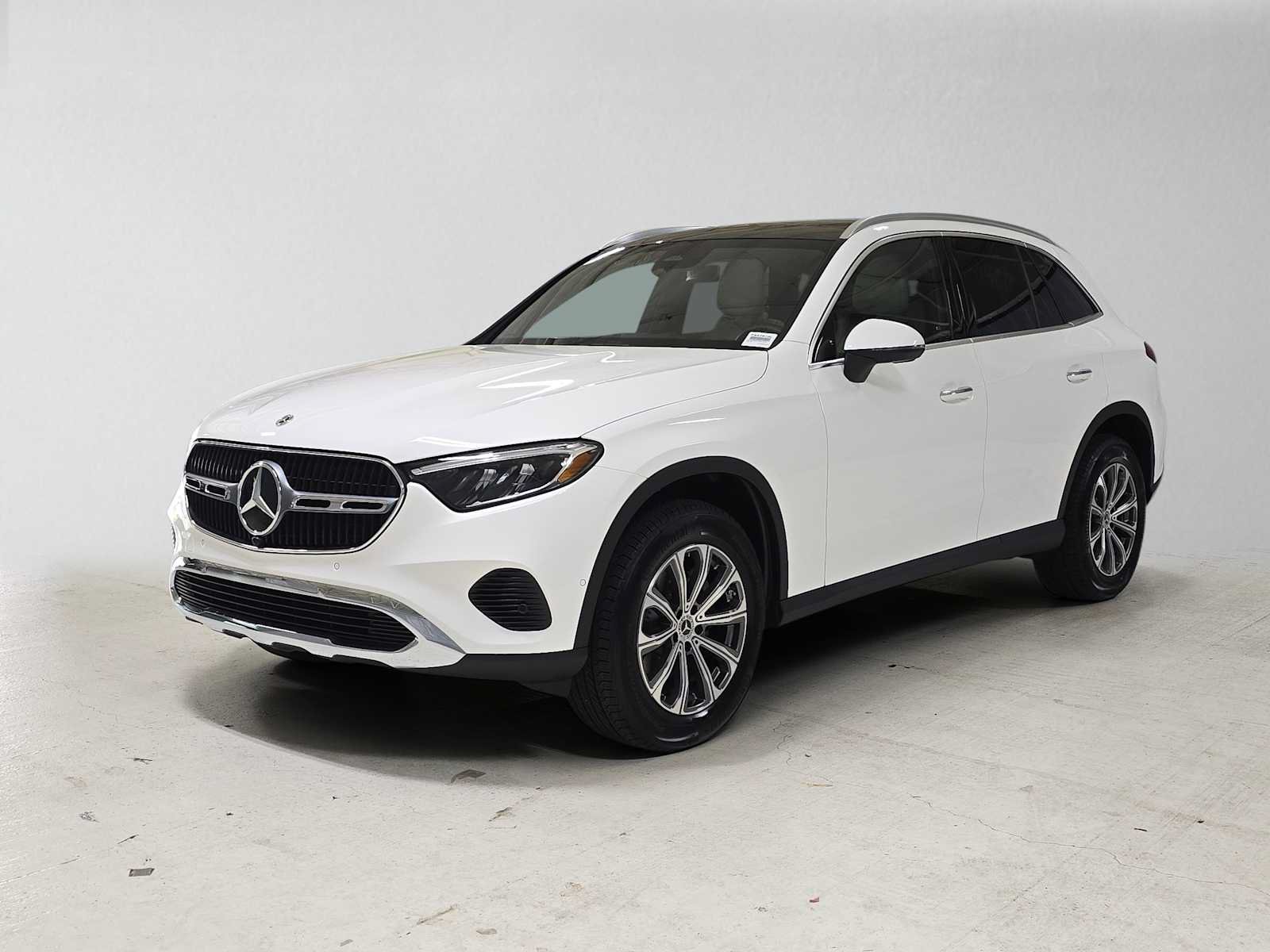 Certified 2026 Mercedes-Benz GLC 300 4MATIC image 7