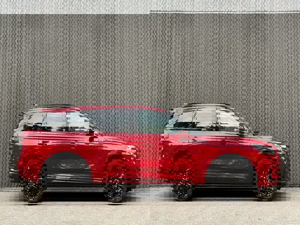 New 2025 Lincoln Corsair AWD w/ Equipment Group 101A image 6