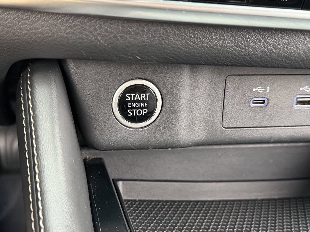Used 2022 Nissan Rogue SL AWD/4WD image 30