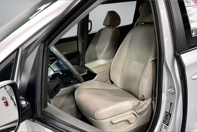 Used 2016 Kia Sedona L FWD image 20