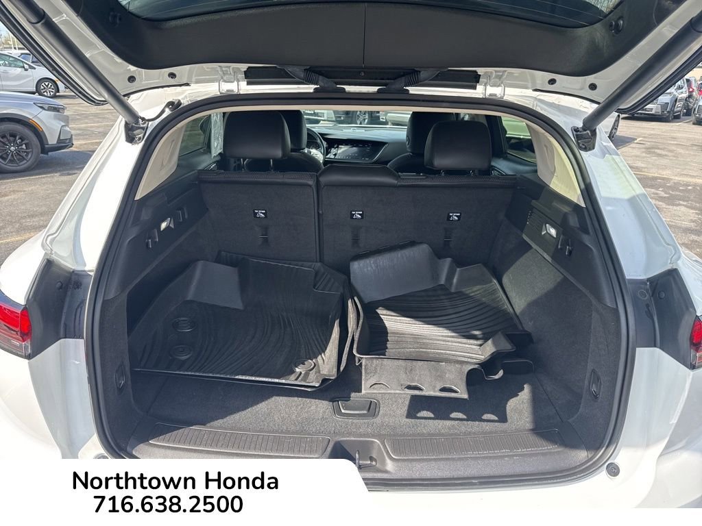 Used 2023 Buick Envision Preferred FWD image 17