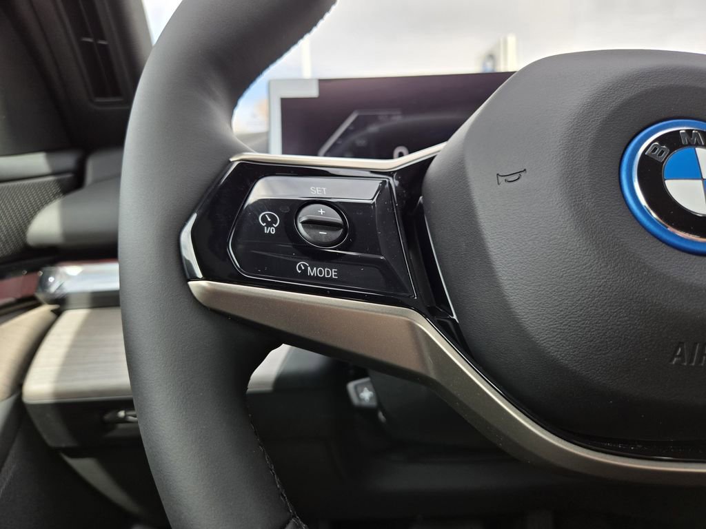 New 2026 BMW i5 eDrive40 w/ Premium Package AWD/4WD image 29