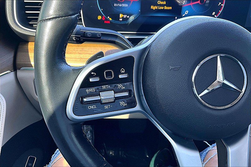 Used 2021 Mercedes-Benz GLE 350 4MATIC w/ Premium Package image 19