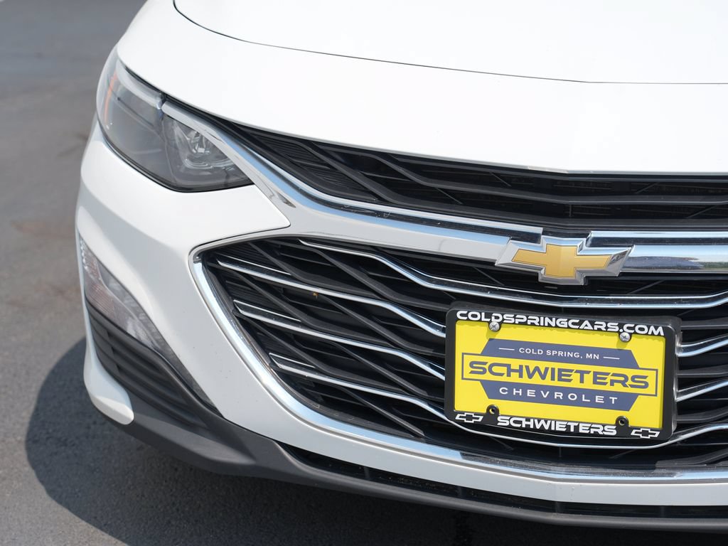 Used 2023 Chevrolet Malibu LT w/ Driver Confidence Package FWD image 9