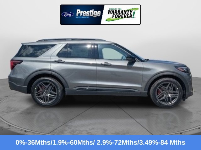 New 2026 Ford Explorer ST-Line w/ ST-Line Street Pack RWD image 4