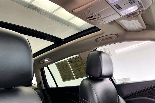 Used 2017 Buick Envision Essence image 23