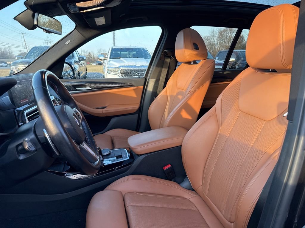 Used 2023 BMW X3 M40i w/ Premium Package image 9