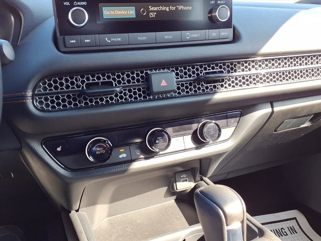 Used 2025 Honda HR-V Sport image 10