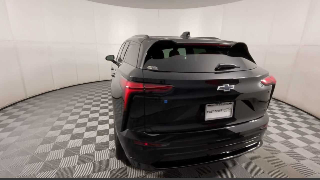 New 2025 Chevrolet Blazer EV RS RWD image 14