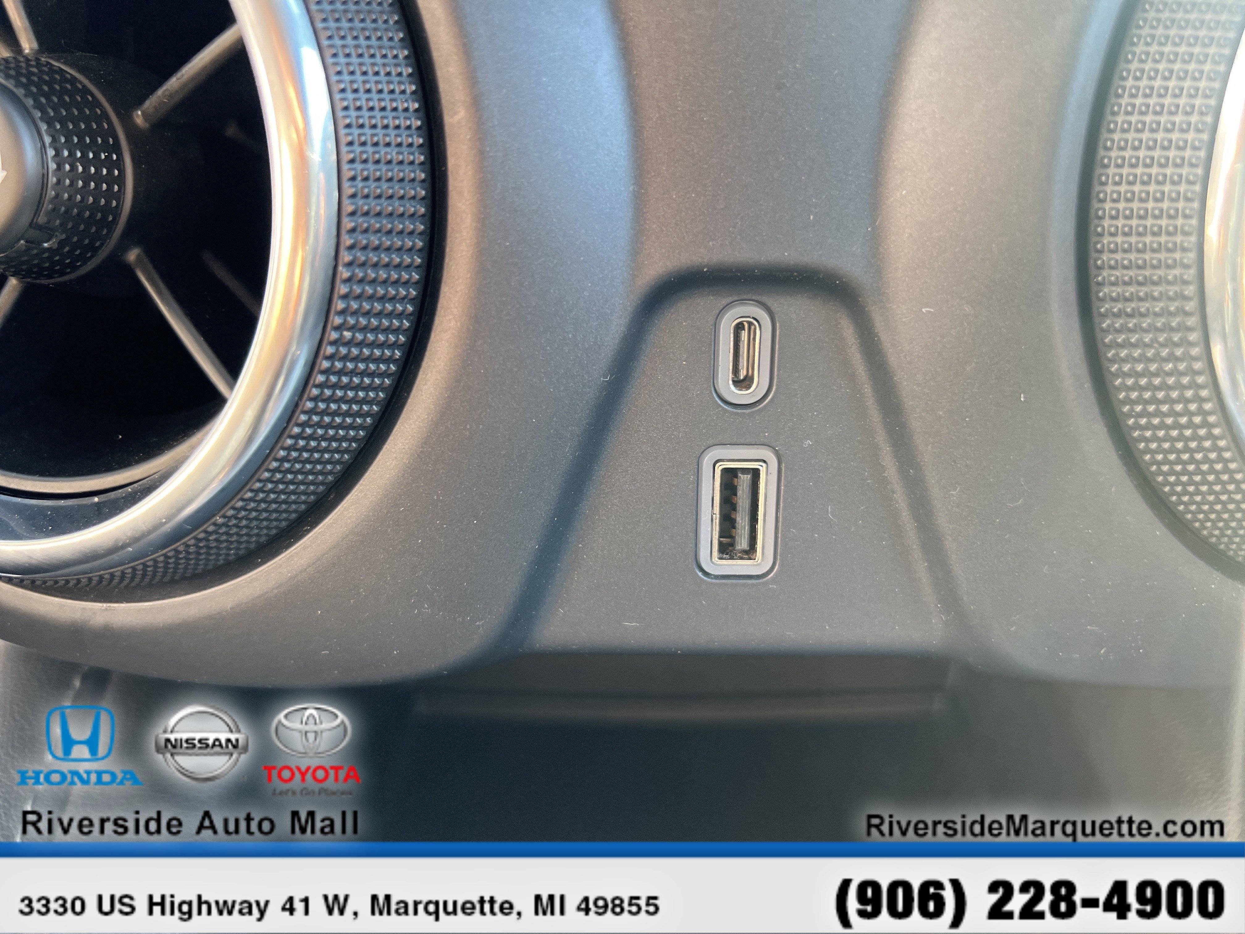 Used 2020 Chevrolet Blazer LT image 18