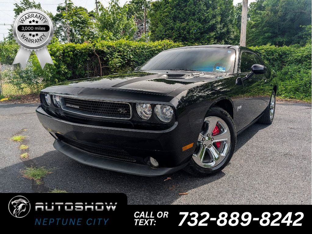 Used 2014 Dodge Challenger R/T RWD image 1