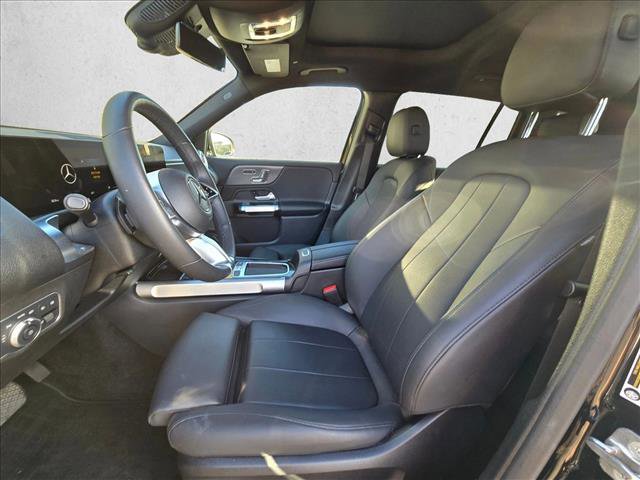 Used 2025 Mercedes-Benz GLB 250 image 15