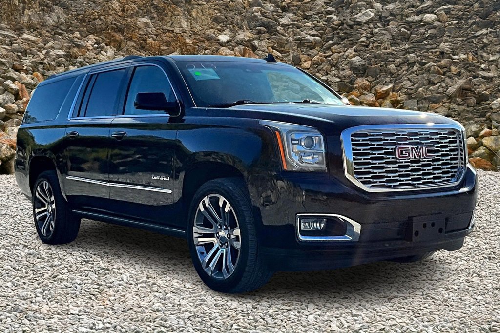 Used 2019 GMC Yukon XL Denali w/ Denali Ultimate Package image 11