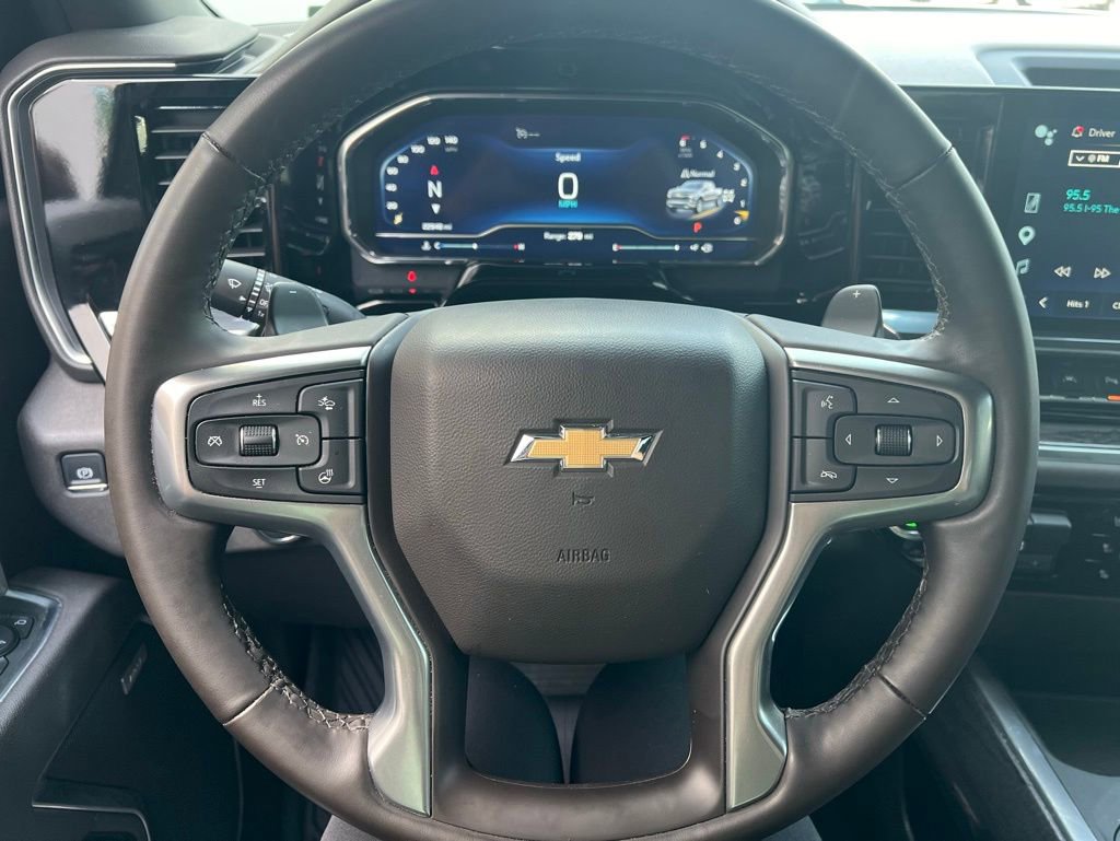 Used 2025 Chevrolet Silverado 1500 LTZ AWD/4WD image 15