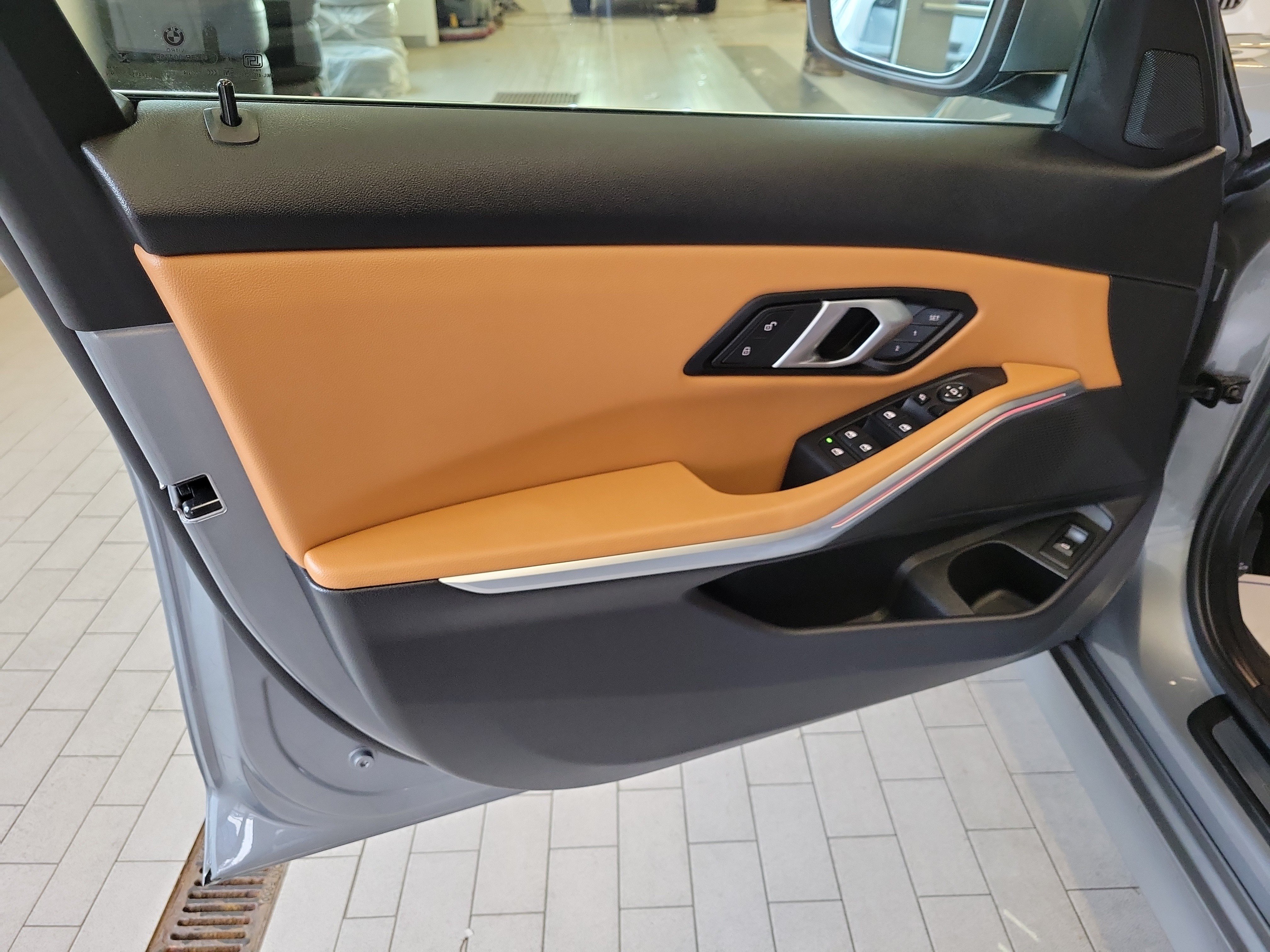 Used 2026 BMW 330i xDrive Sedan AWD/4WD image 15