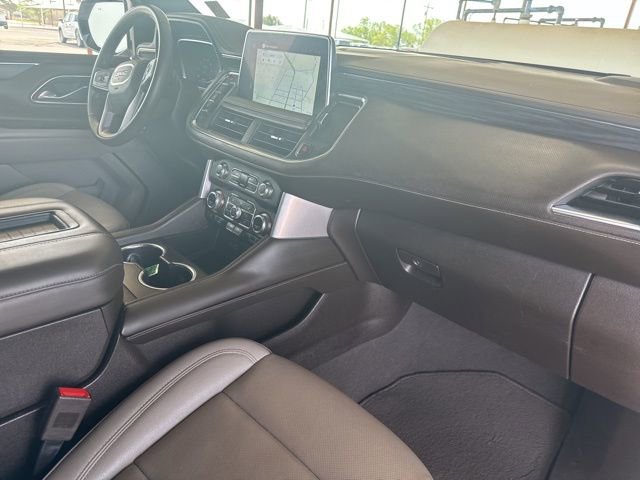 Used 2023 GMC Yukon SLT w/ SLT Premium Package image 13