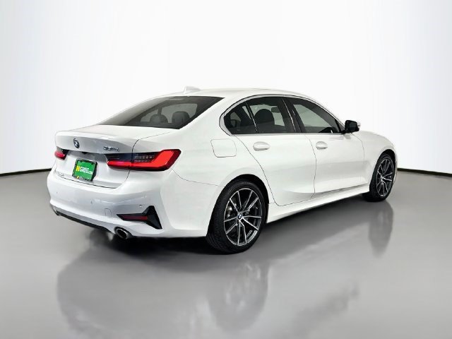 Used 2020 BMW 330i Sedan w/ Driving Assistance Package RWD image 10